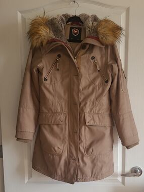 1 Madison Women's Taupe Hooded Parka with Faux-Fur Trim